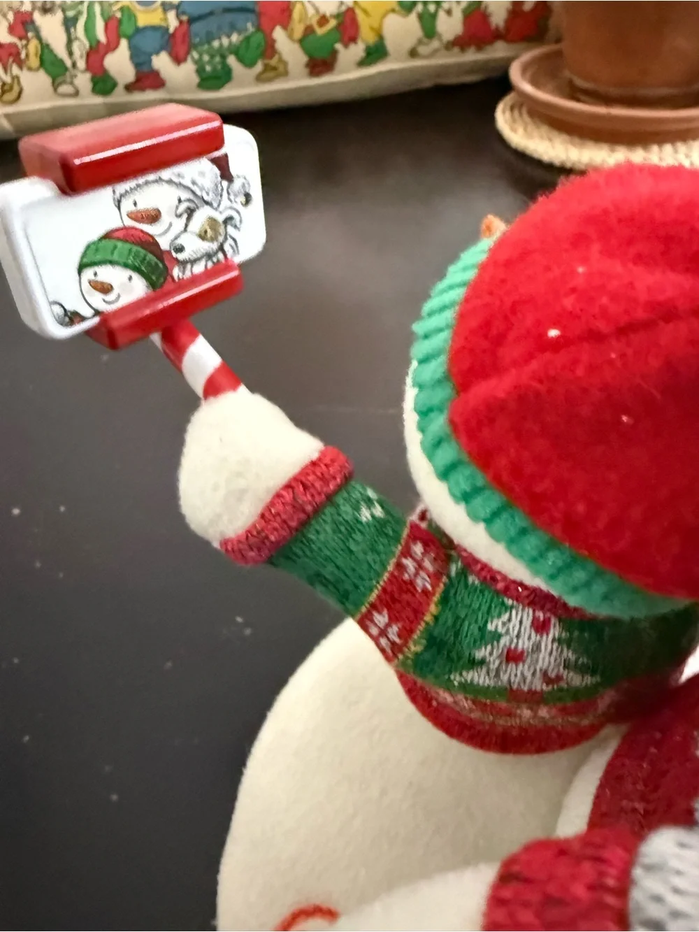 Hallmark 2020 - Jingle Pals Snowman Dog Cozy Christmas Selfie Animated Musical